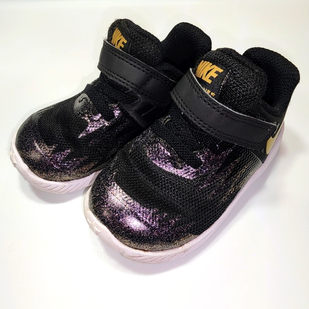 Nike Star Runner SH (TDV) Black/Gold/White Toddler Girl's Sneakers size 5c
